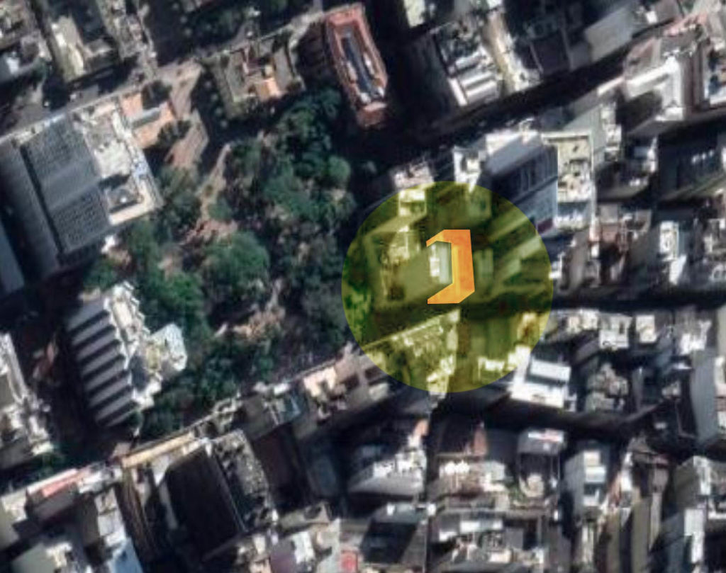 Mapa do Google Earth mostrando o Largo dos Medeiros (amarelo) e a localização da Confeitaria Colombo (vermelho).